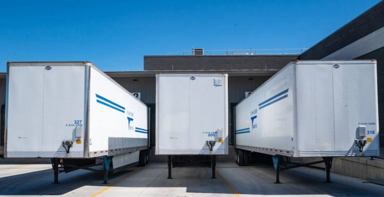 CD165 quai de chargement.JPG